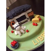Horse And Stable Cake