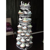 Penguin Snow Themed Cup Cakes