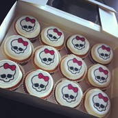 Monster High Cupcakes Licky Lips Cakes Liverpooljpg